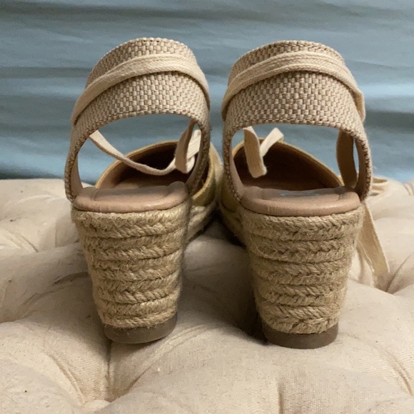 Wedges - Picture 4 of 7